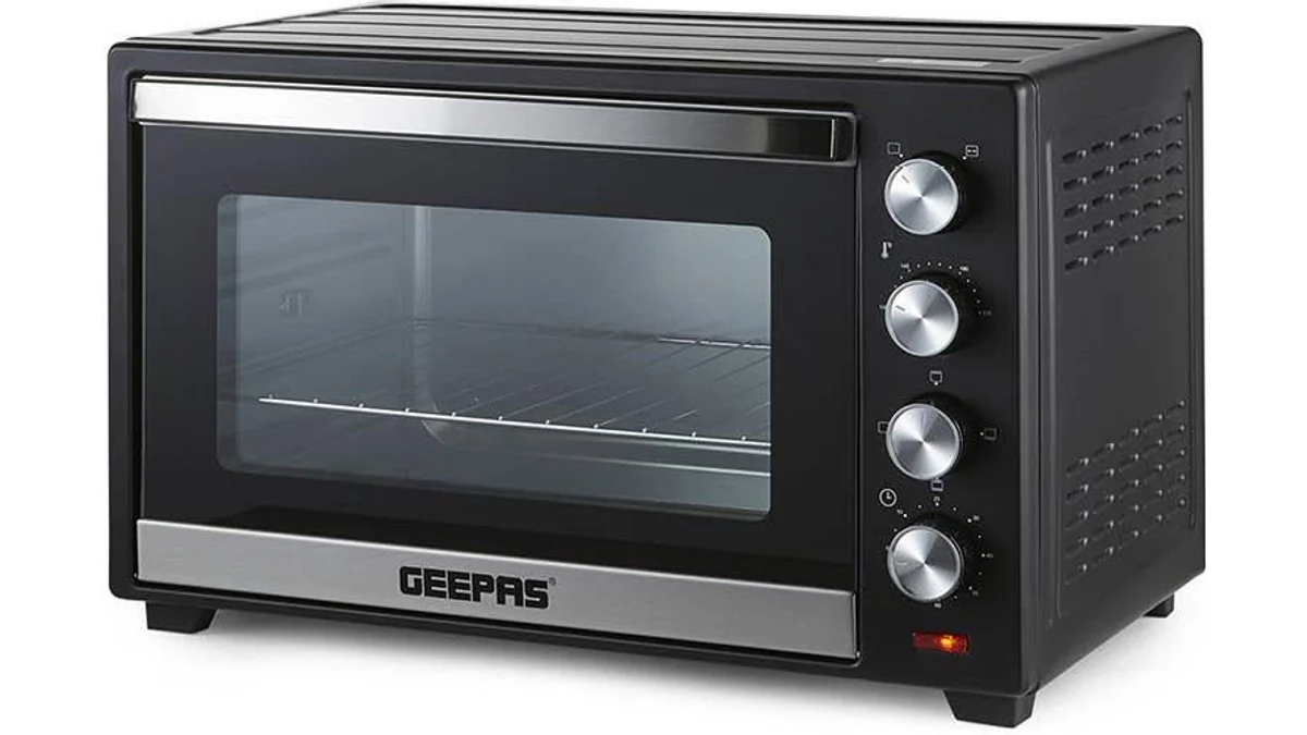 Geepas 48L portable electric mini oven with grill and rotisserie